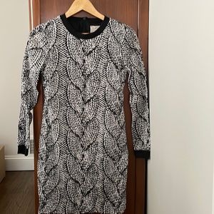 Artelier Nicole Miller form fitting black and white dress. Size 4